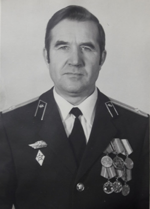 МОЛЧАНОВ Валерьян Алексеевич