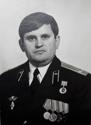 САПОЖНИК Владимир Иванович